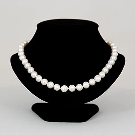 Classic Pearl Choker Necklace Secondary image