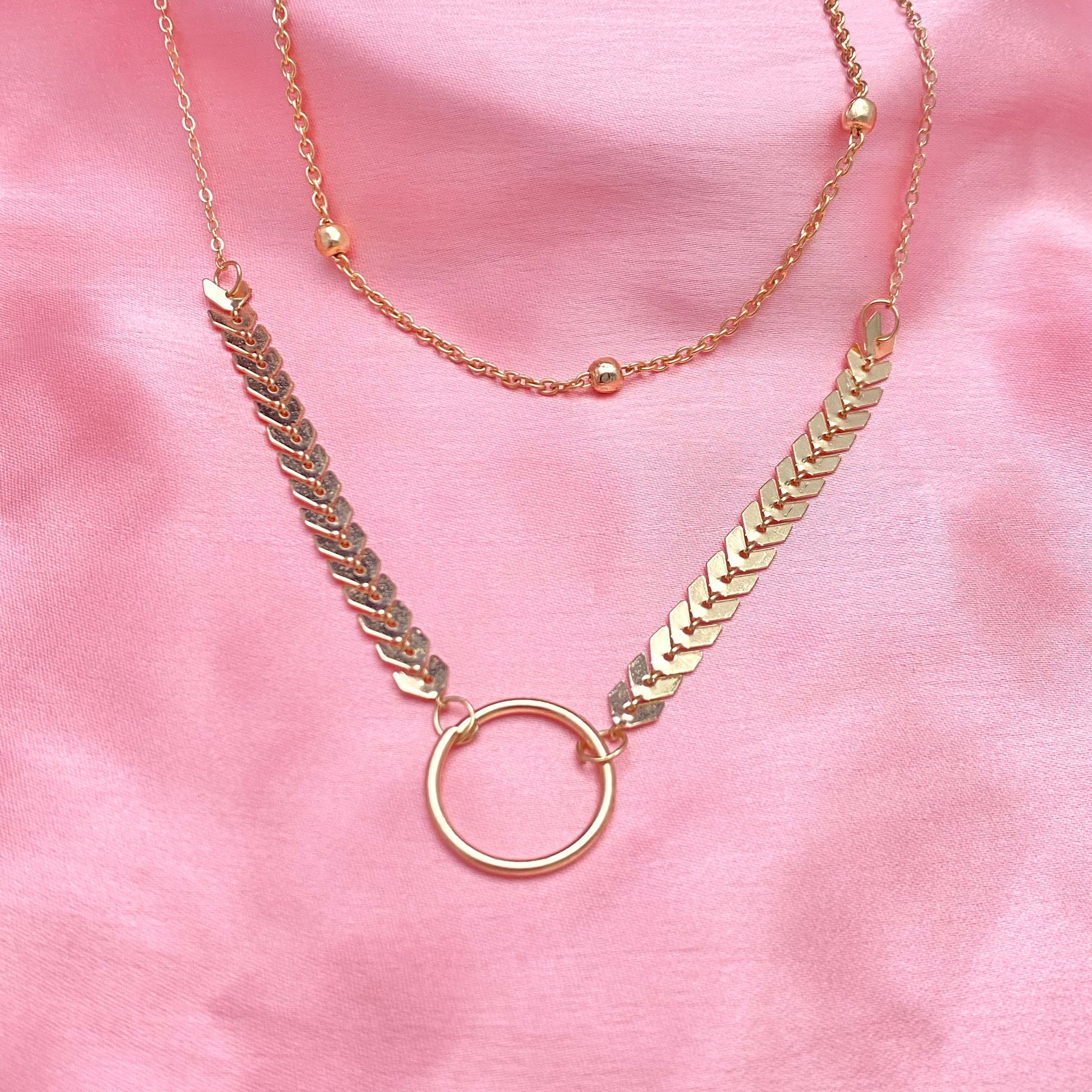 Arrow Loop Necklace Secondary image