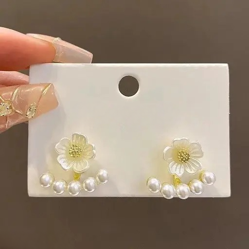 Bead Flower Stud Earrings
