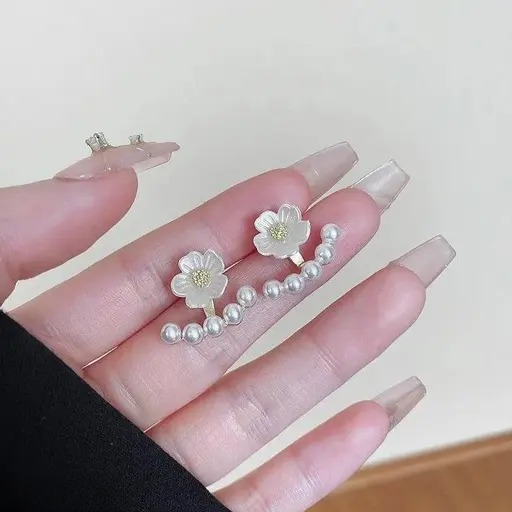 Bead Flower Stud Earrings