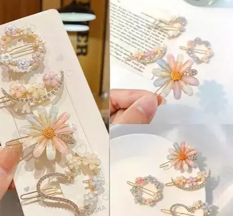 Butterfly Hair Pins Main image
