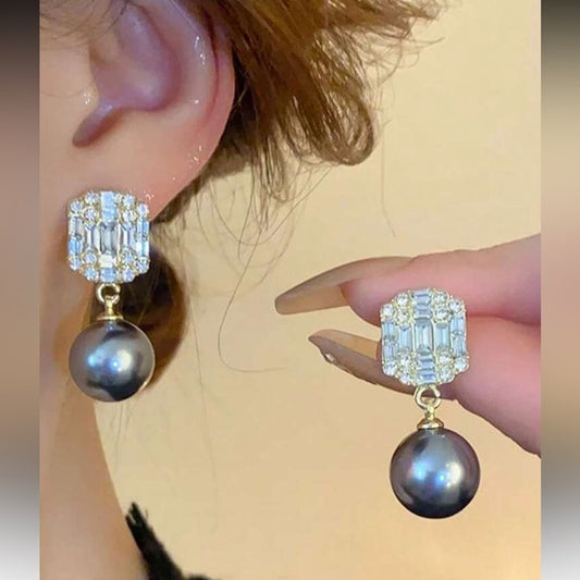 Ebony Sparkle Earrings