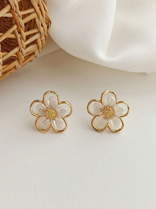 Golden Daisy Floral Earrings