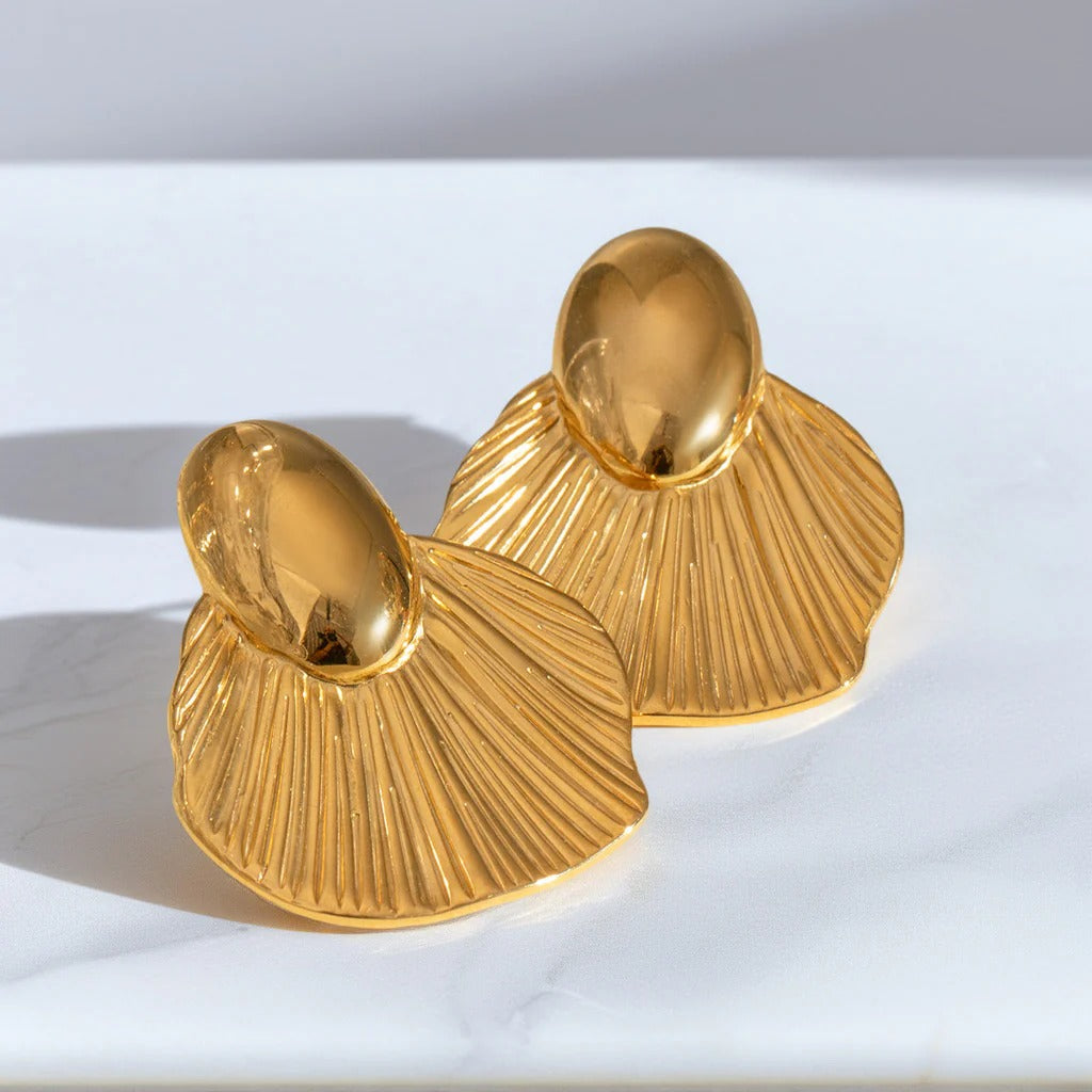 Sunlit Shell Earrings Secondary image