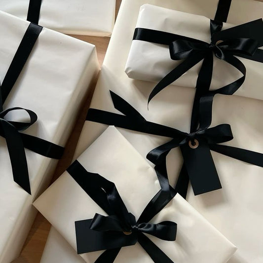 gift-wrapping