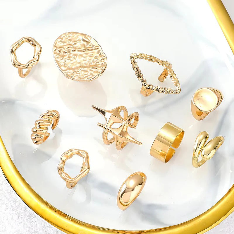 Sculpted Gold Ring Set