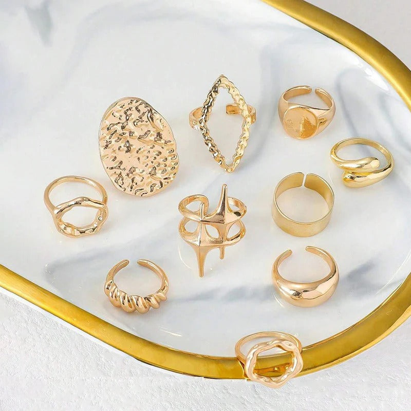 Sculpted Gold Ring Set