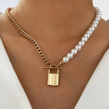 Half Pearl Lock Neckpiece